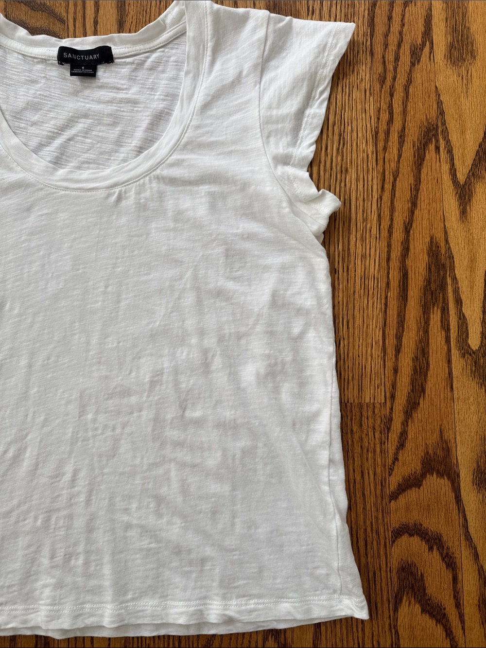 Sanctuary White Scoop Neck Short Sleeve Tee - Picture 7 of 16